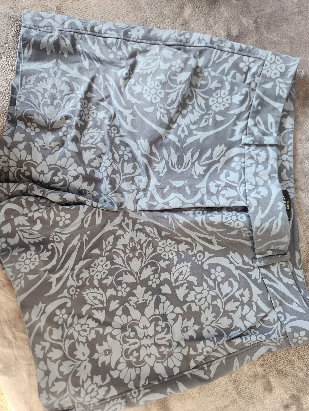 WHBM Dusty Blue Floral Patterned Classic 5" Shorts
